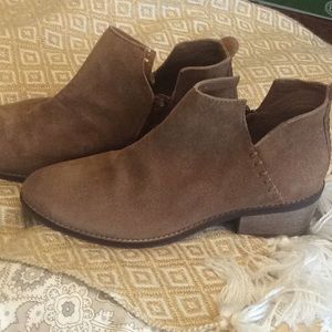 Diba true women’s booties size 10